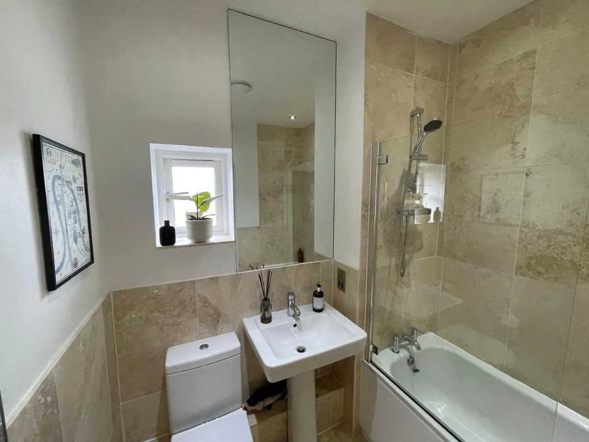 Award Winning Apartment In Yarm, North Yorkshire  Ярм
